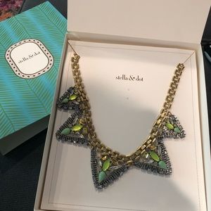 Stella & Dot Palmia Necklace